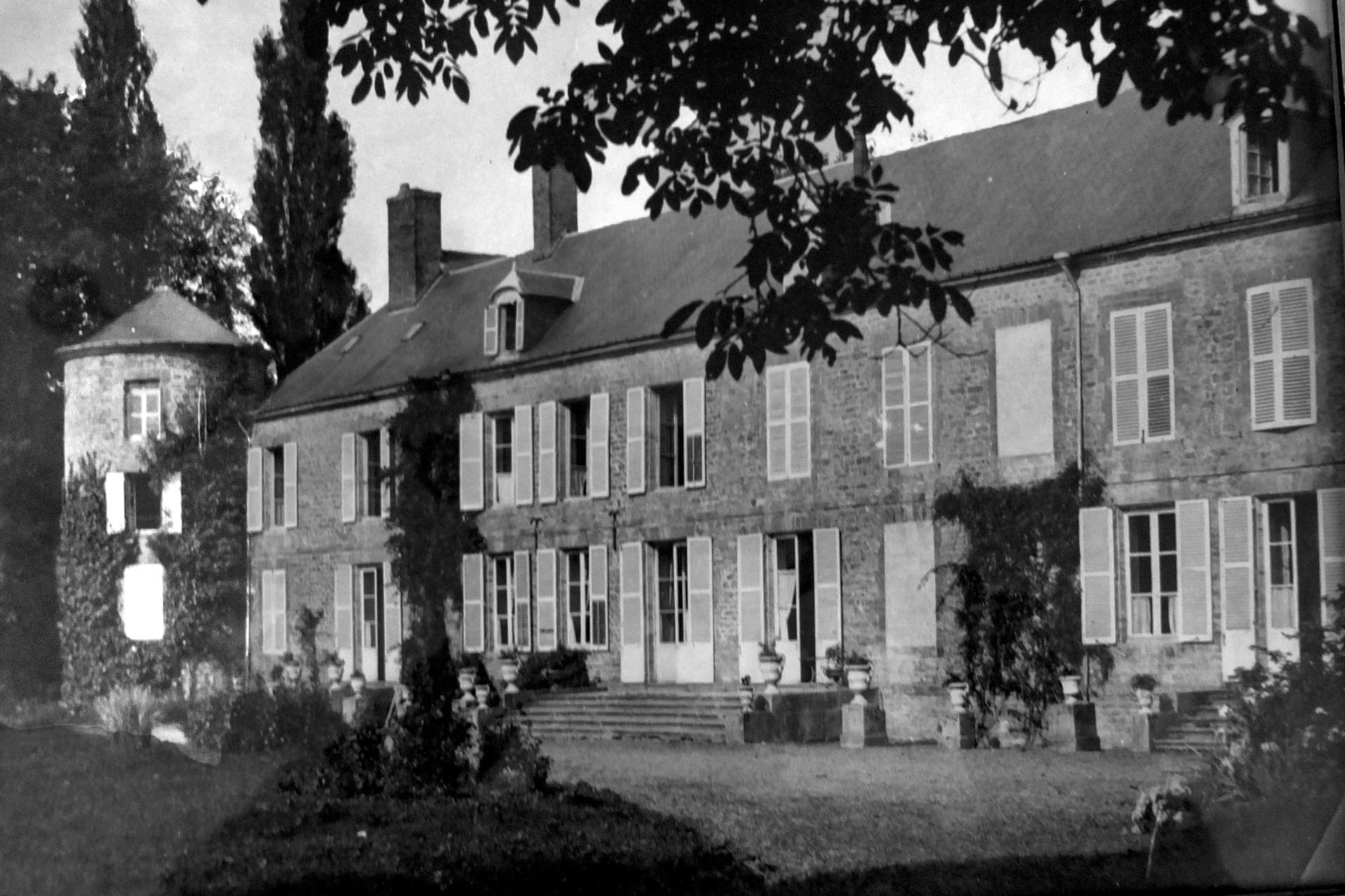 la grange aux bois 1920